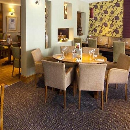 Premier Inn Bristol Cribbs Causeway Filton Buitenkant foto